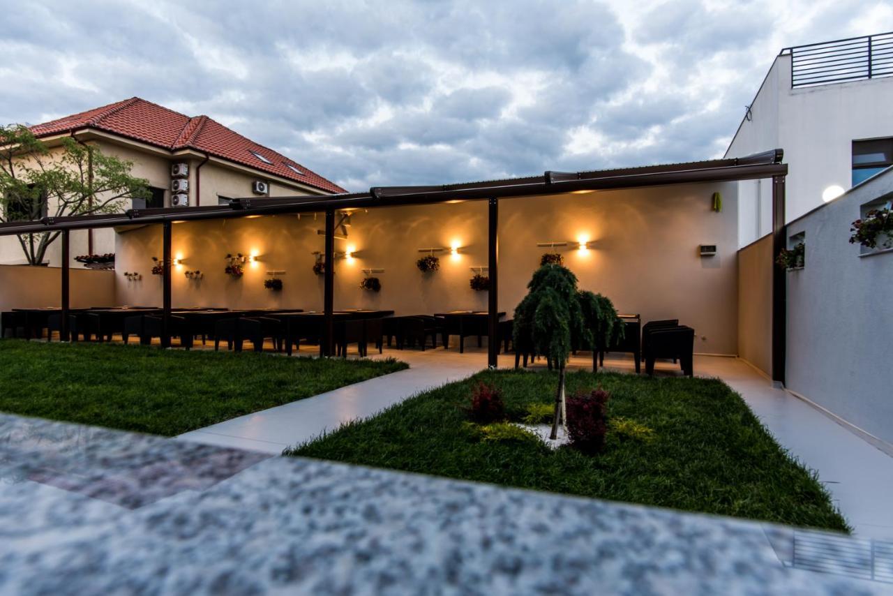 Hotel Turquoise Boutique Năvodari Exterior foto
